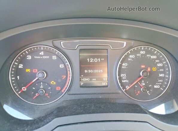 WA1ECCFS0HR003960 2017 AUDI Q3 Black Вид задніх сидінь