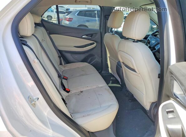 KL4MMDS26LB134218 2020 BUICK ENCORE Белый Вид задней части салона