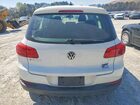 2017 Volkswagen Tiguan S White vin: WVGAV7AX7HK017674