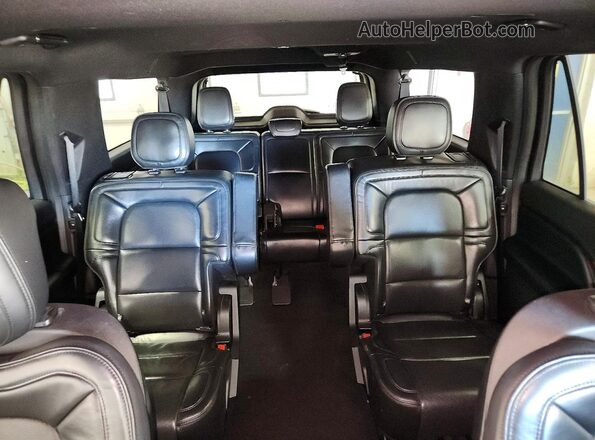 5LMJJ3JT5KEL06931 2019 LINCOLN NAVIGATOR Черный Вид задней части салона