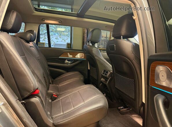 4JGFF5KE9LA051215 2020 MERCEDES-BENZ GLS Угольный Вид салона спереди