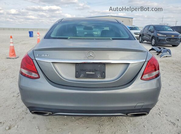 55SWF4JB1GU144490 2016 MERCEDES-BENZ C Silver Widok z tyłu