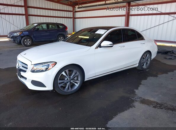 55SWF4JB2JU234996 2018 MERCEDES-BENZ C-CLASS Белый Передняя левая четверть