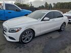 2016 Mercedes-benz C 300 White vin: 55SWF4JB5GU097318