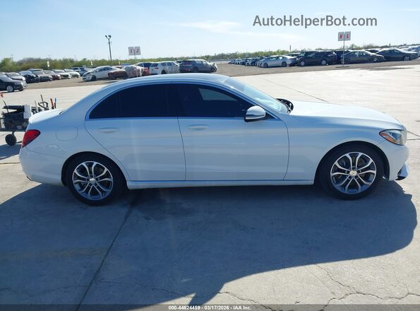 55SWF4JB7GU130304 2016 MERCEDES-BENZ C-CLASS White Vista interior trasera
