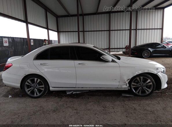 55SWF4JB9JU244814 2018 MERCEDES-BENZ C-CLASS White Вид задньої частини салону