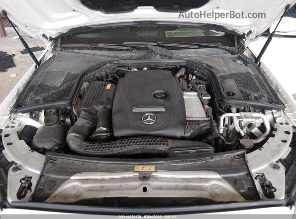 55SWF4JB9JU244814 2018 MERCEDES-BENZ C-CLASS White Вид ззаду
