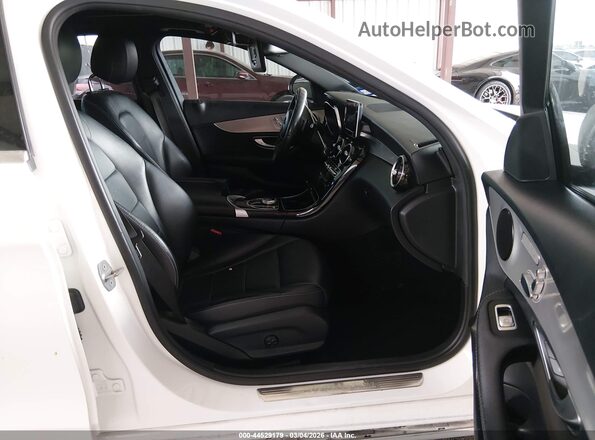 55SWF4JB9JU244814 2018 MERCEDES-BENZ C-CLASS White Вид салону спереду