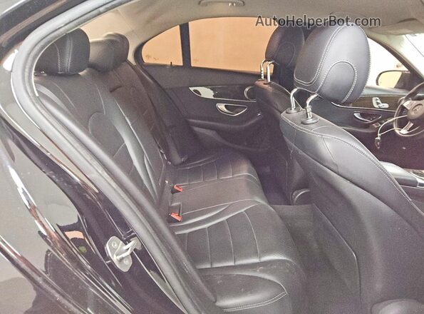 55SWF4JBXHU191289 2017 MERCEDES-BENZ C Black უკანა სავარძლების ხედი
