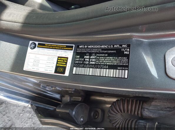 55SWF4JBXHU197044 2017 MERCEDES-BENZ C-CLASS Silver Vista del compartimento del motor