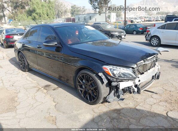 55SWF4JBXJU266496 2018 MERCEDES-BENZ C-CLASS Черный Передняя правая четверть