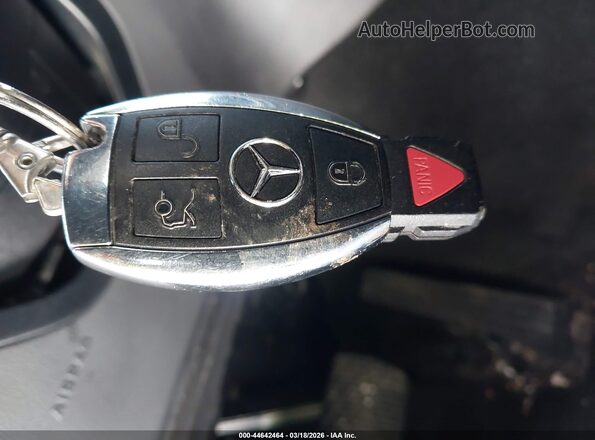 55SWF4KB1JU249486 2018 MERCEDES-BENZ C-CLASS White Առջևի վահանակի տեսք