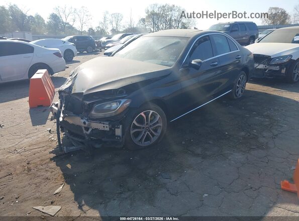 55SWF4KB1JU271374 2018 MERCEDES-BENZ C-CLASS Черный Передняя левая четверть