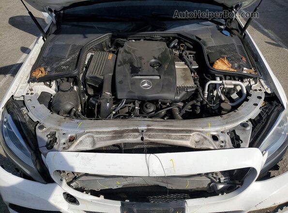 55SWF4KB3HU214281 2017 MERCEDES-BENZ C Белый Вид задней части салона