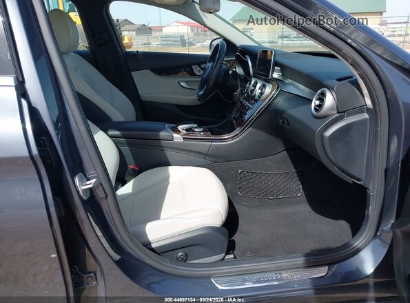55SWF4KB8GU139429 2016 MERCEDES-BENZ C-CLASS Серый Вид салона спереди
