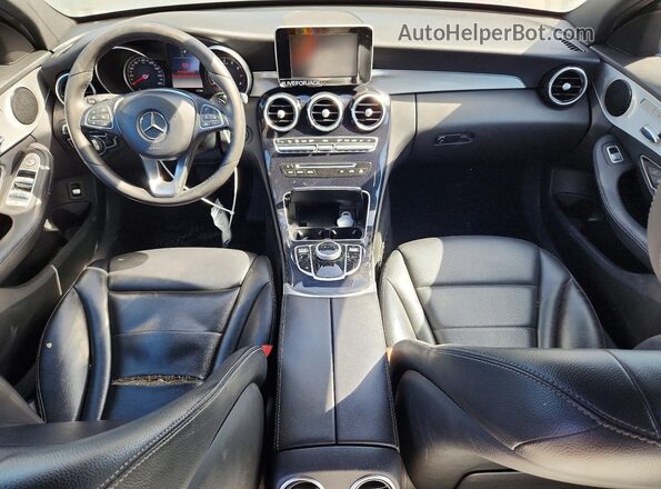 55SWF4KBXJU239359 2018 MERCEDES-BENZ C Black Vista del salpicadero