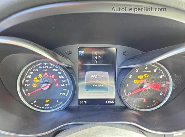 55SWF4KBXJU239359 2018 MERCEDES-BENZ C Black Vista del cuadro de instrumentos
