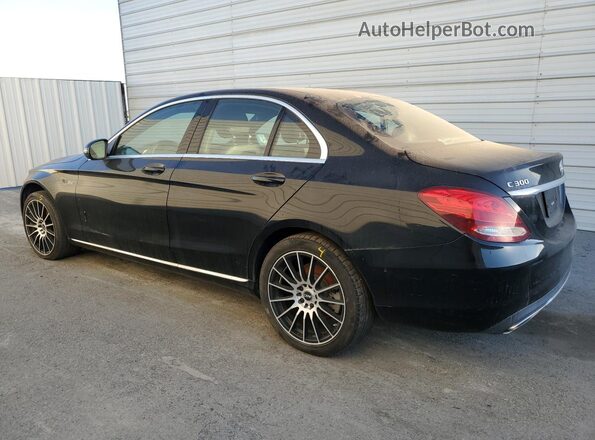 55SWF4KBXJU239359 2018 MERCEDES-BENZ C Black Vista de la etiqueta del VIN