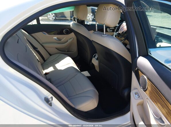 55SWF4KBXJU243427 2018 MERCEDES-BENZ C-CLASS White Widok naklejki z numerem VIN