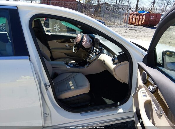 55SWF4KBXJU243427 2018 MERCEDES-BENZ C-CLASS White Widok wnętrza z przodu