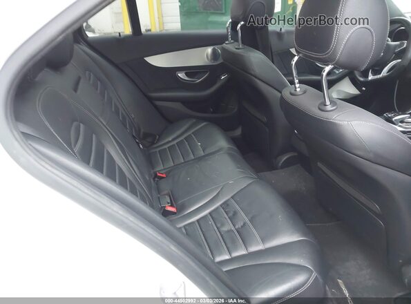55SWF6EB4HU230660 2017 MERCEDES-BENZ AMG C 43 White Вид наклейки з VIN-кодом
