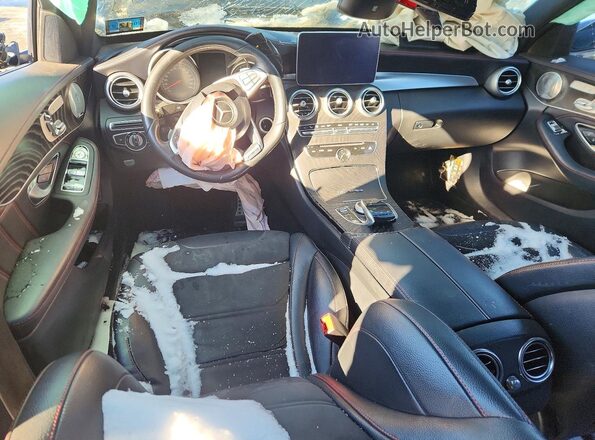 55SWF6EB6HU214296 2017 MERCEDES-BENZ C Black Vista del salpicadero