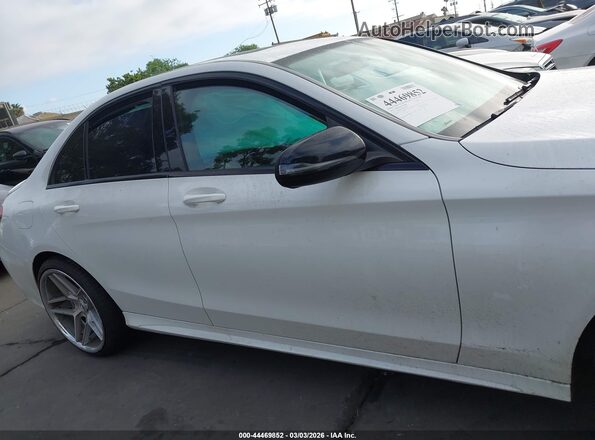 55SWF8DB3KU310746 2019 MERCEDES-BENZ C-CLASS White უკანა სალონის ხედი