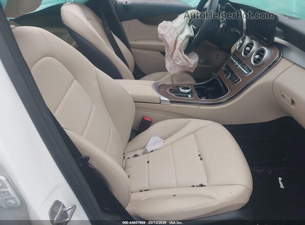 55SWF8EB0KU300349 2019 MERCEDES-BENZ C-CLASS White Vista interior delantera