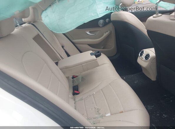 55SWF8EB0KU300349 2019 MERCEDES-BENZ C-CLASS White Vista de la etiqueta del VIN