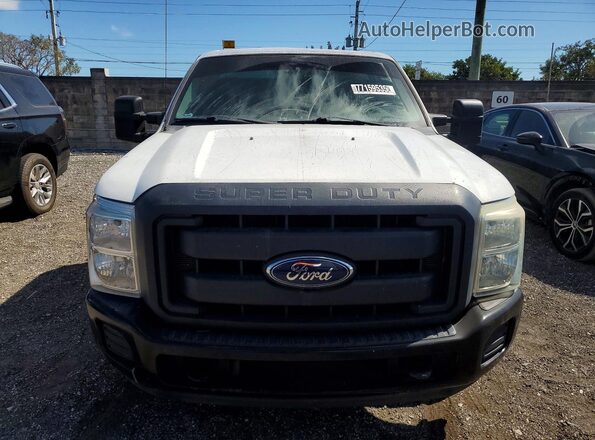 1FTBF2A66GEB35695 2016 FORD F250 Белый Вид спереди