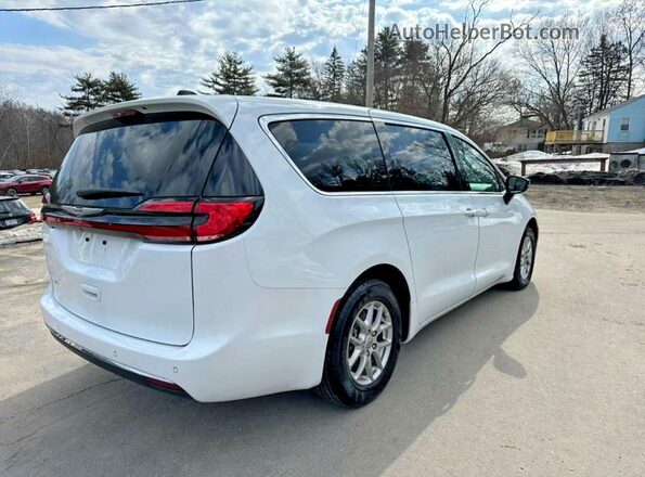 2C4RC1BGXRR116274 2024 CHRYSLER PACIFICA Белый Передняя правая четверть