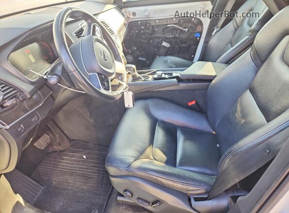 YV4A22PKXJ1378045 2018 VOLVO XC90 Белый Вид панели приборов