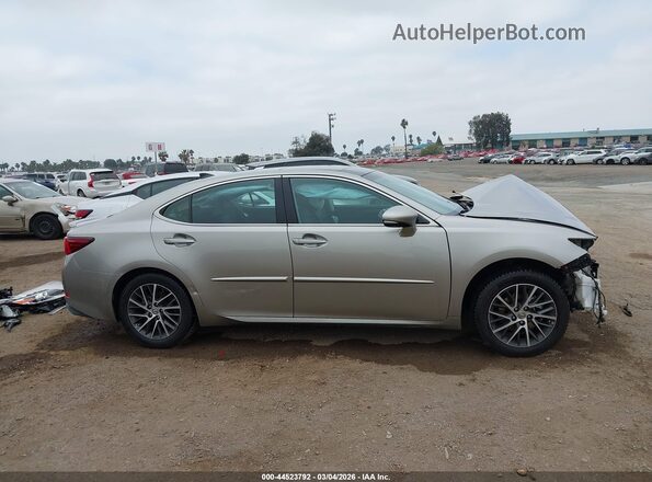 58ABK1GG3HU046796 2017 LEXUS ES 350 Gray Widok wnętrza z tyłu