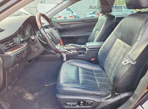 58ABK1GG8JU088161 2018 LEXUS ES Черный Вид салона спереди