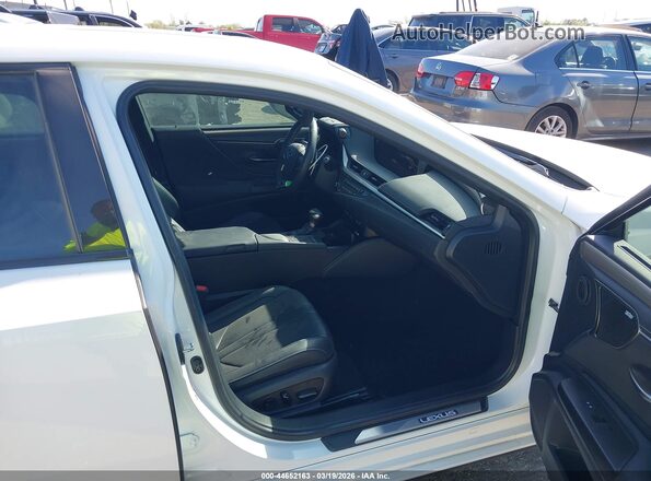 58ABZ1B10KU011249 2019 LEXUS ES 350 Белый Вид салона спереди