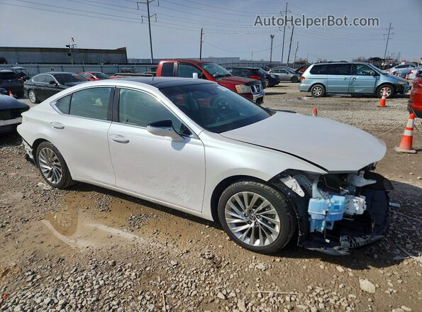 58ABZ1B17KU018862 2019 LEXUS ES Белый Передняя правая четверть