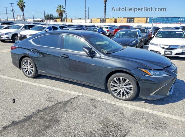 58AD21B10LU010813 2020 LEXUS ES Черный Передняя правая четверть