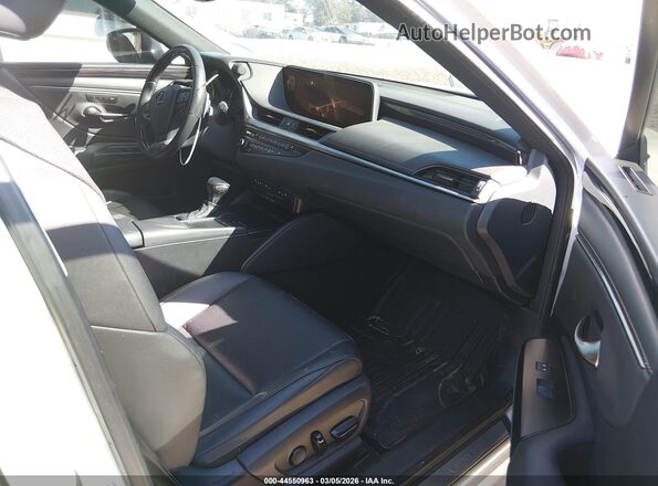 58AD21B12LU006830 2020 LEXUS ES 300H Белый Вид салона спереди