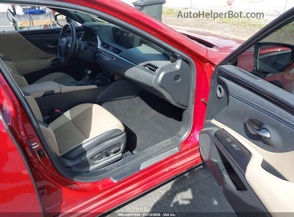 58AD21B19LU008364 2020 LEXUS ES 300H Красный Вид салона спереди