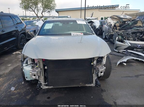 58ADA1C11MU001086 2021 LEXUS ES 300H Gold Vista interior trasera