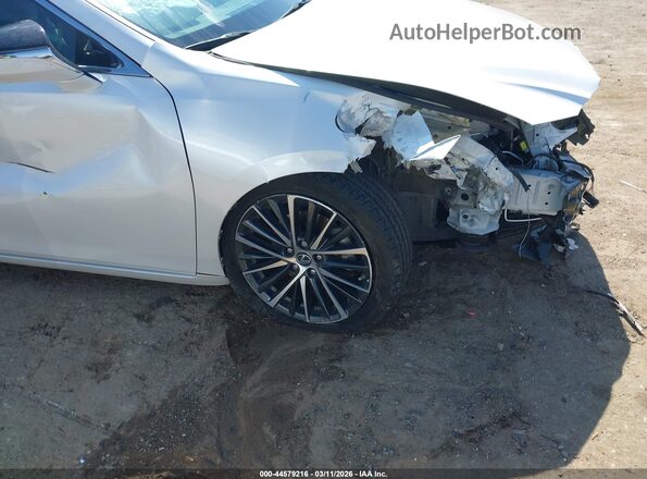 58ADA1C16NU023540 2022 LEXUS ES 300H Белый Вид спереди