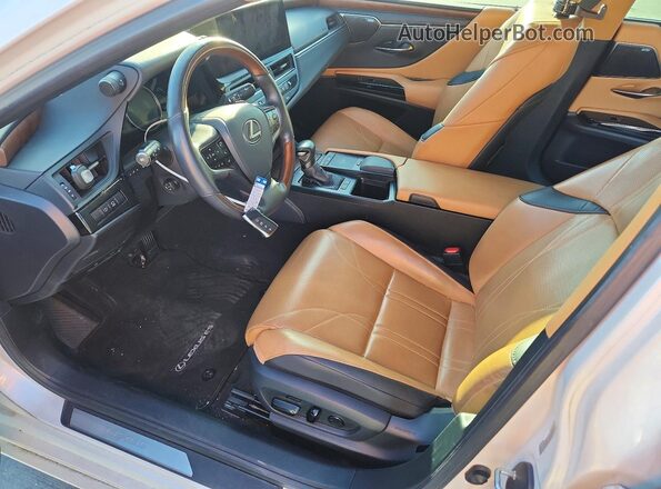 58AFA1C11NU024488 2022 LEXUS ES Белый Вид салона спереди