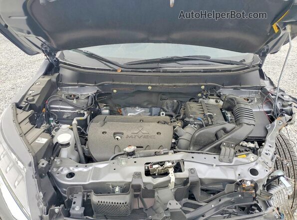 JA4ARUAU0SU008723 2025 MITSUBISHI OUTLANDER Gray Widok naklejki z numerem VIN