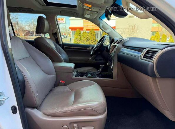 JTJGM7BX1M5294262 2021 LEXUS GX Белый Вид щитка приборов