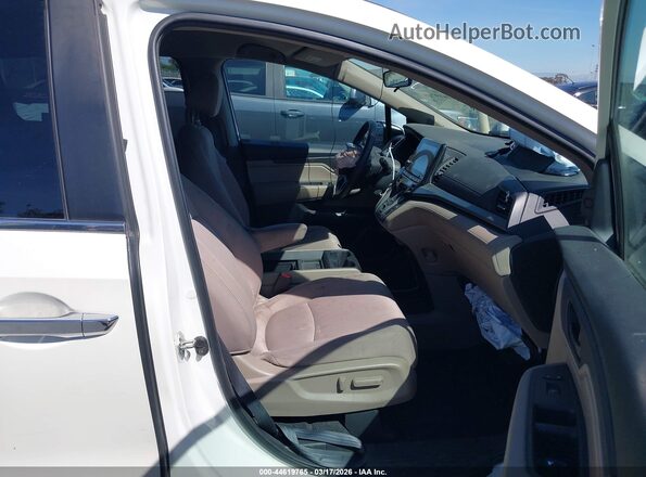 5FNRL6H50KB008279 2019 HONDA ODYSSEY Белый Вид салона спереди