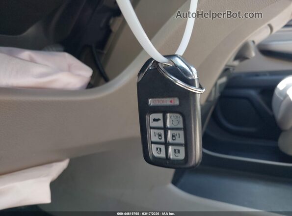 5FNRL6H50KB008279 2019 HONDA ODYSSEY Белый Вид панели приборов