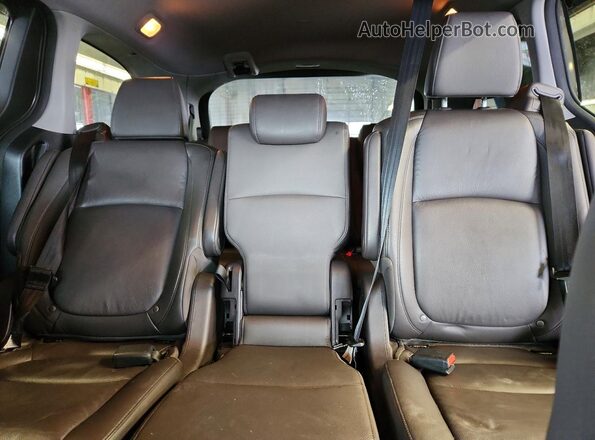 5FNRL6H72KB034609 2019 HONDA ODYSSEY Gray Rear seats view