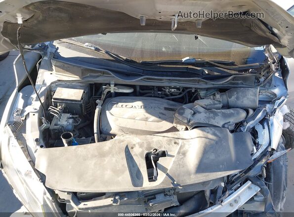 5FNRL6H74JB098052 2018 HONDA ODYSSEY Silver Vista trasera