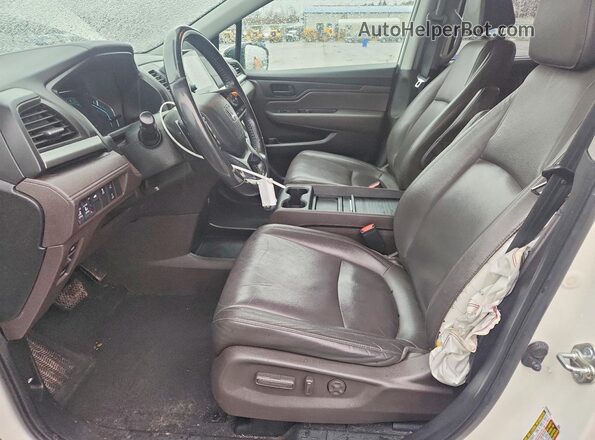 5FNRL6H76JB044283 2018 HONDA ODYSSEY White წინა სალონის ხედი
