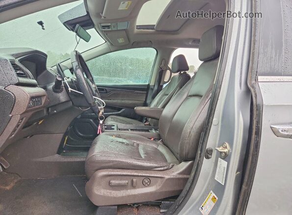 5FNRL6H77KB130056 2019 HONDA ODYSSEY Серебряный Вид салона спереди